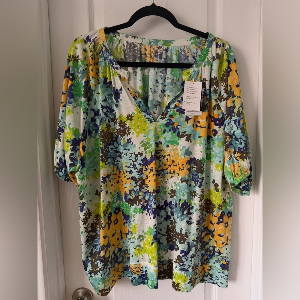 Westbound Floral V-Neck Women's Top Size-2X